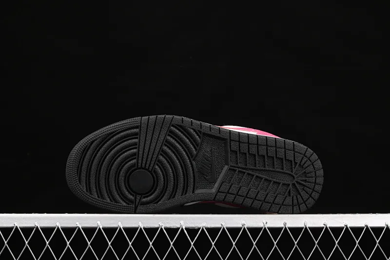 All categories Air Jordan Jordan series basketball shoes Air Jordan 1 Low Air Jordan 1 Low AJ1 Joe 1 low-top cultural and leisure sports sneakers 554723-106